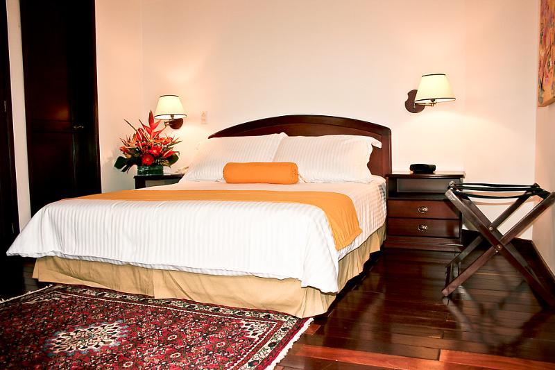 Hotel Emaus Bogota Buitenkant foto
