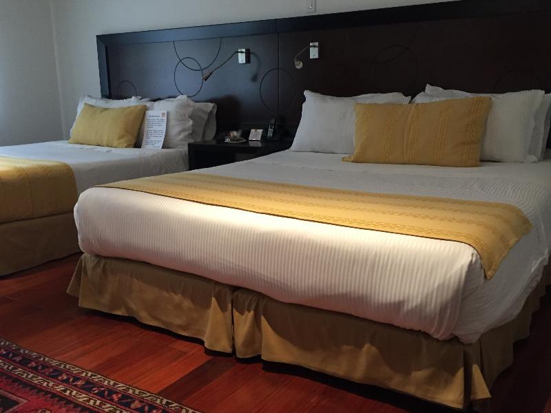 Hotel Emaus Bogota Buitenkant foto