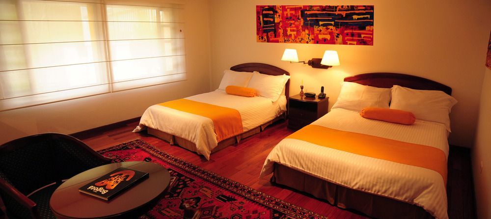 Hotel Emaus Bogota Buitenkant foto