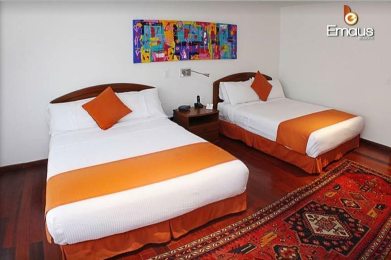 Hotel Emaus Bogota Buitenkant foto